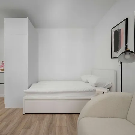 Διαμέρισμα Nowoczesne Z Balkonem I Projektorem By Renters Βρότσλαβ
